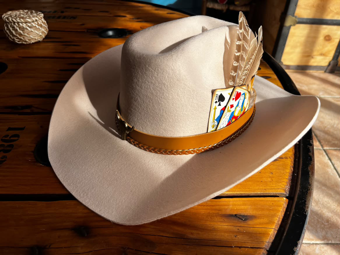 Chapeau en feutre de laine beige clair