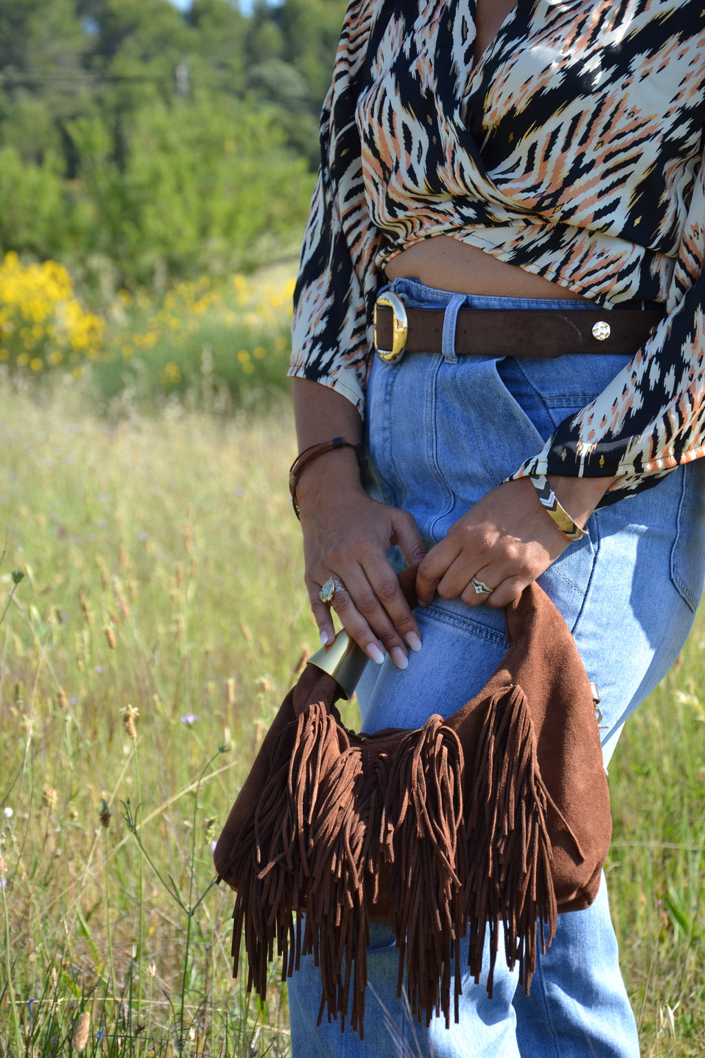 Fringe Bag — Pochette à franges · Effet daim camel