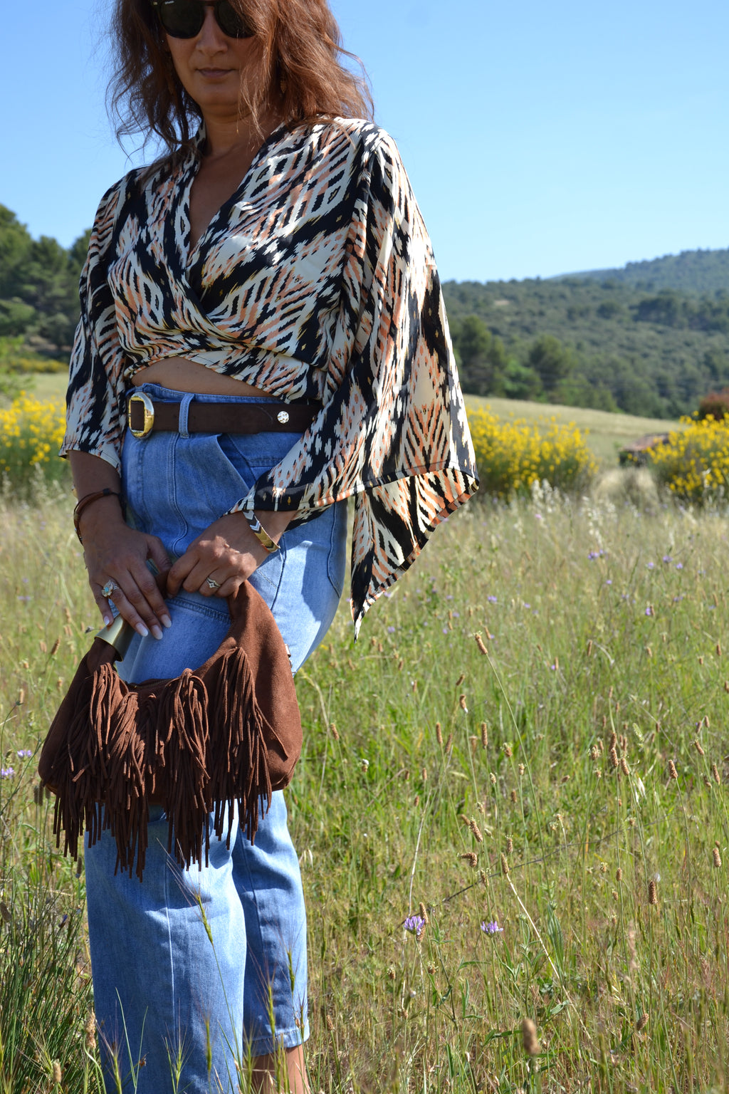 Fringe Bag — Pochette à franges · Effet daim camel